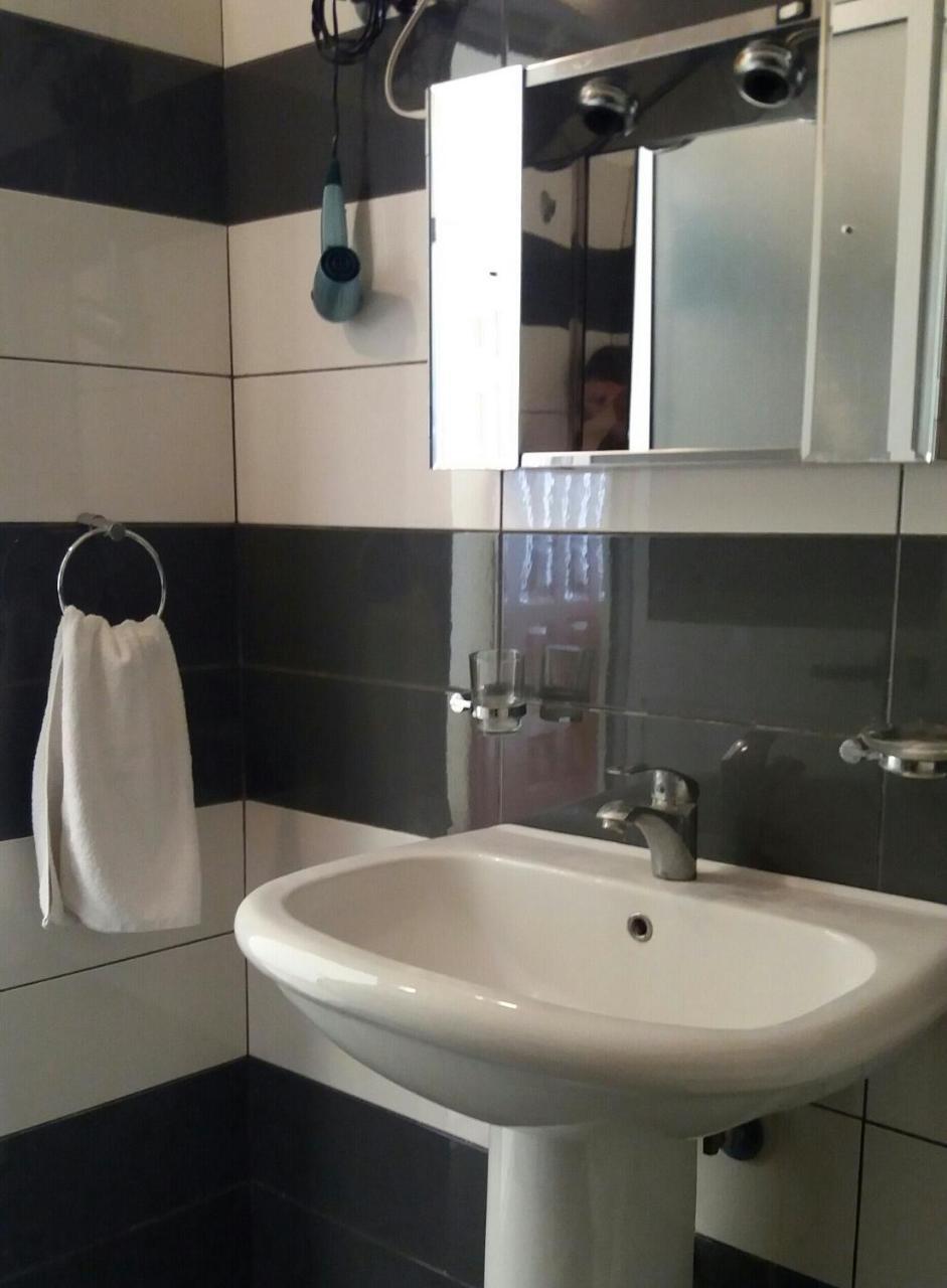Seaview Apartment Detjoni Saranda Extérieur photo